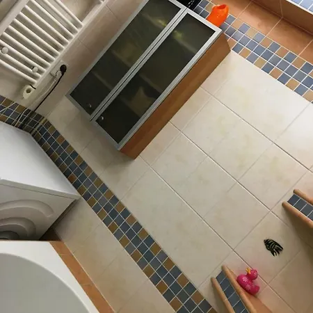 Scirocco - Two Bedroom Appartement Praag